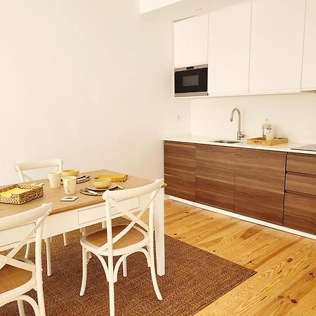 Light & Style Apartment Lisbon Bagian luar foto